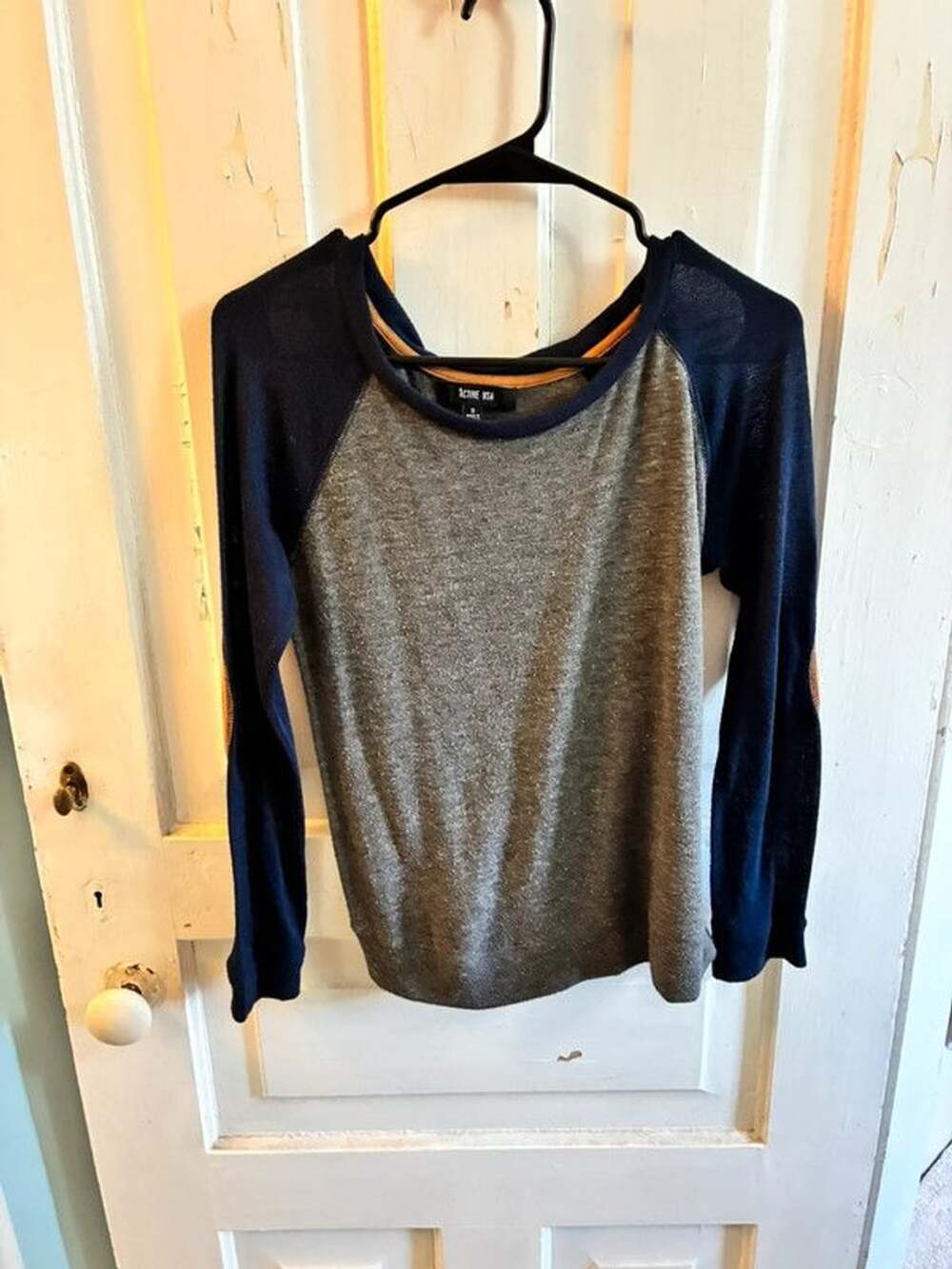 Women’s Gray and navy blue long sleeve top with  elbow patches, size S
